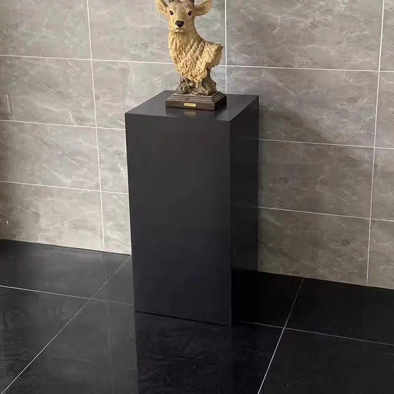 Bilik cat hitam, properti kera - Exhibition Of Art And Craft ulasan dan harga